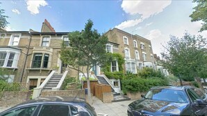 Exterior - Stylish bright apartment with private garden (London)