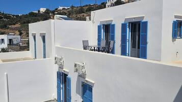 Luxury Apartment, Sea View | Exterior