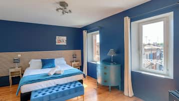 Suite Marguerite, vue sur la rue