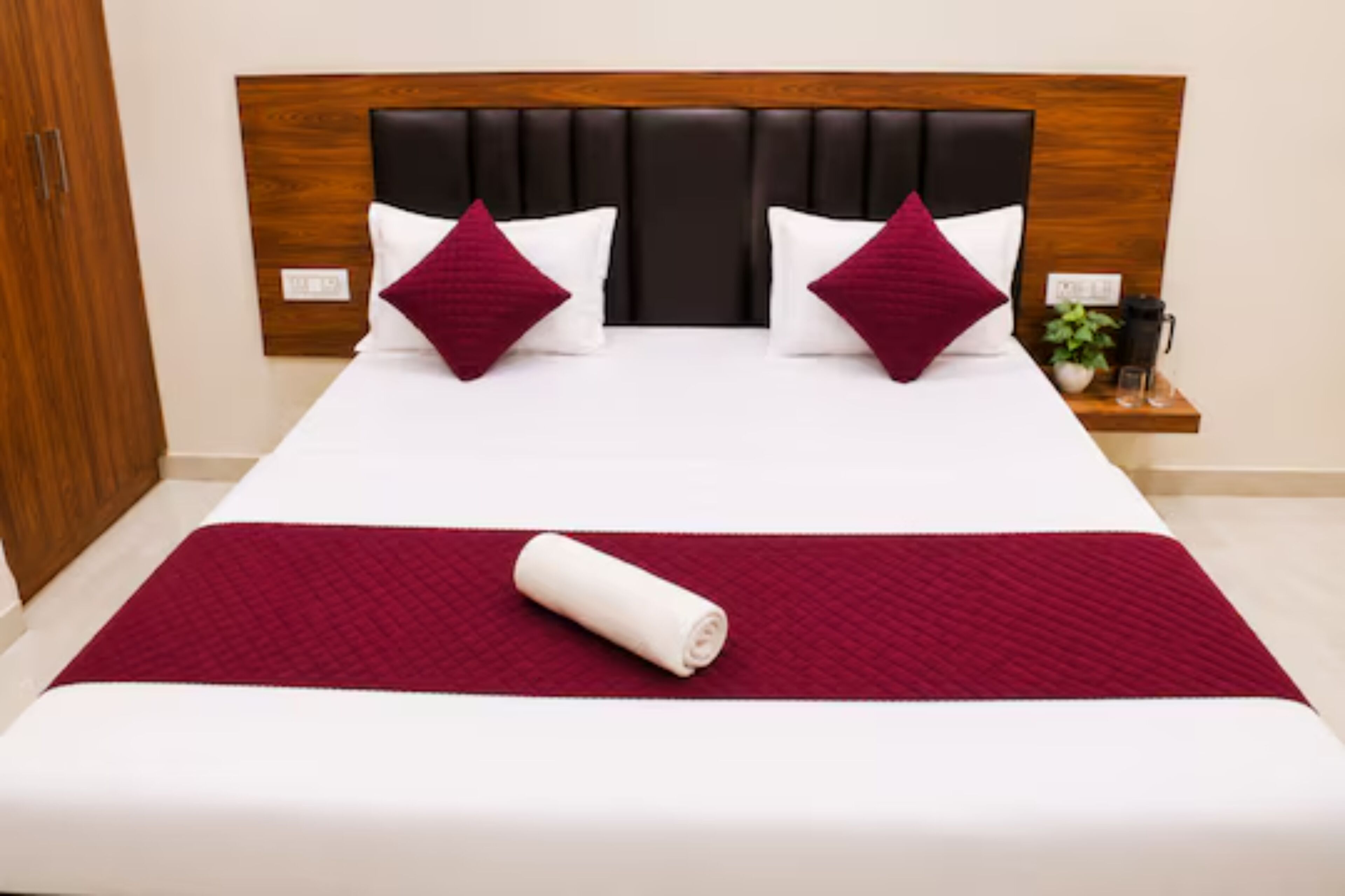 Deluxe Double Room, Park View | WiFi (free)