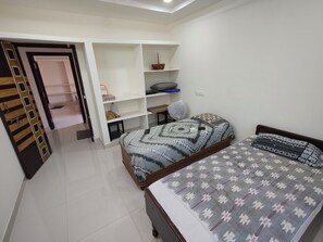 Room - 2 bed 2 bath villa close to the Rajiv Gandhi International airport shamshabad (Hyderabad)