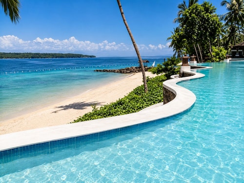 CASA CHOY SUITES at Kembali Coast with Balcony Island Escape Pool & Beach Access