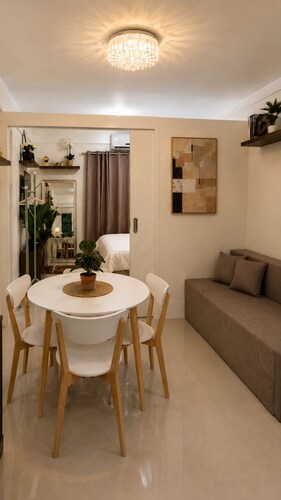 CASA CHOY SUITES at Kembali Coast with Balcony Island Escape Pool & Beach Access