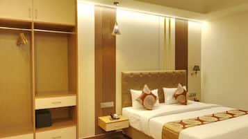 Deluxe Double Room, City View