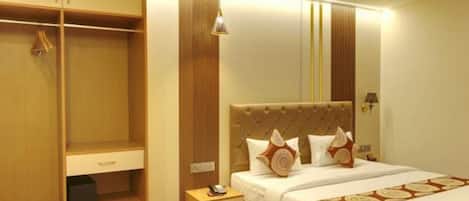 Deluxe Double Room, City View