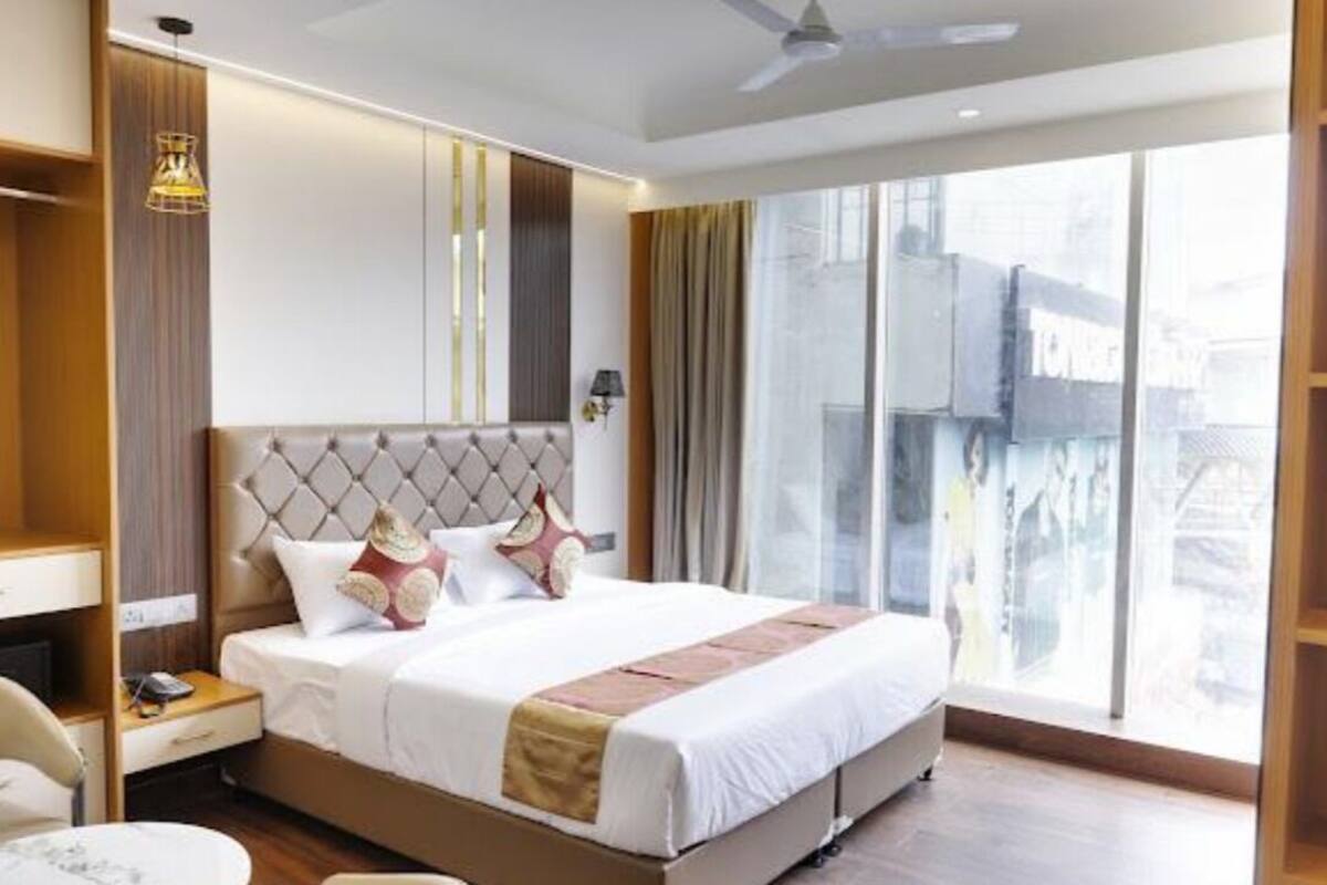 Chambre Deluxe double, vue sur la ville | Accès au Wi-Fi (inclus)
