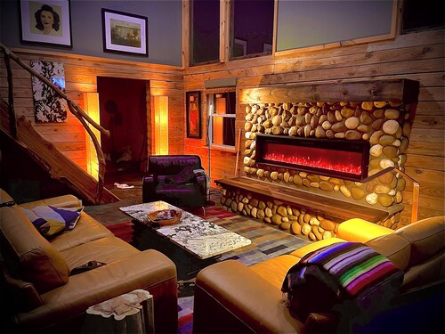 Luxurious romantic spacious & private 1 BR cabin Heating & AC in Columbia KY