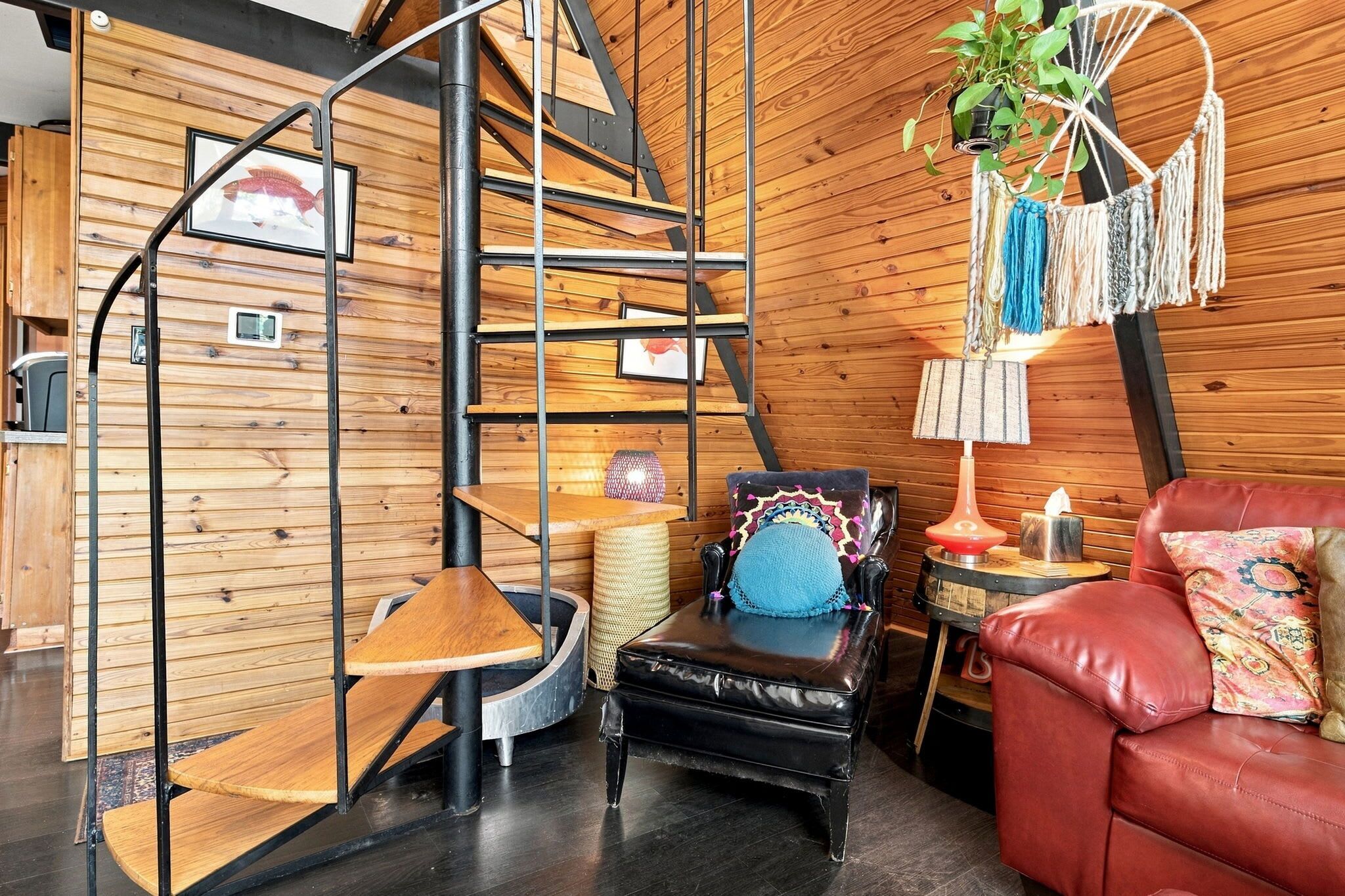 TV, offices