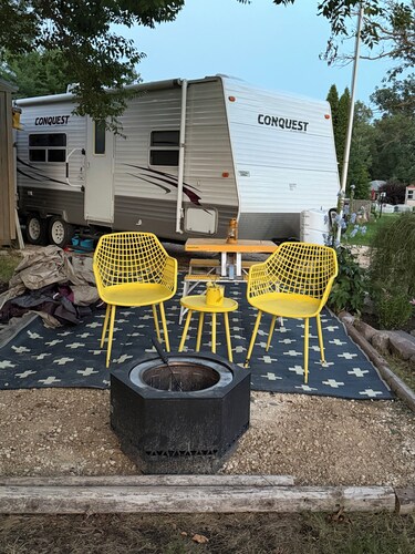 Camping without the work ! Beautiful sunsets in a tranquil setting . Glamping!