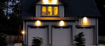 Private Langley loft near Thunderbird, Otter Trail Winery and Krause