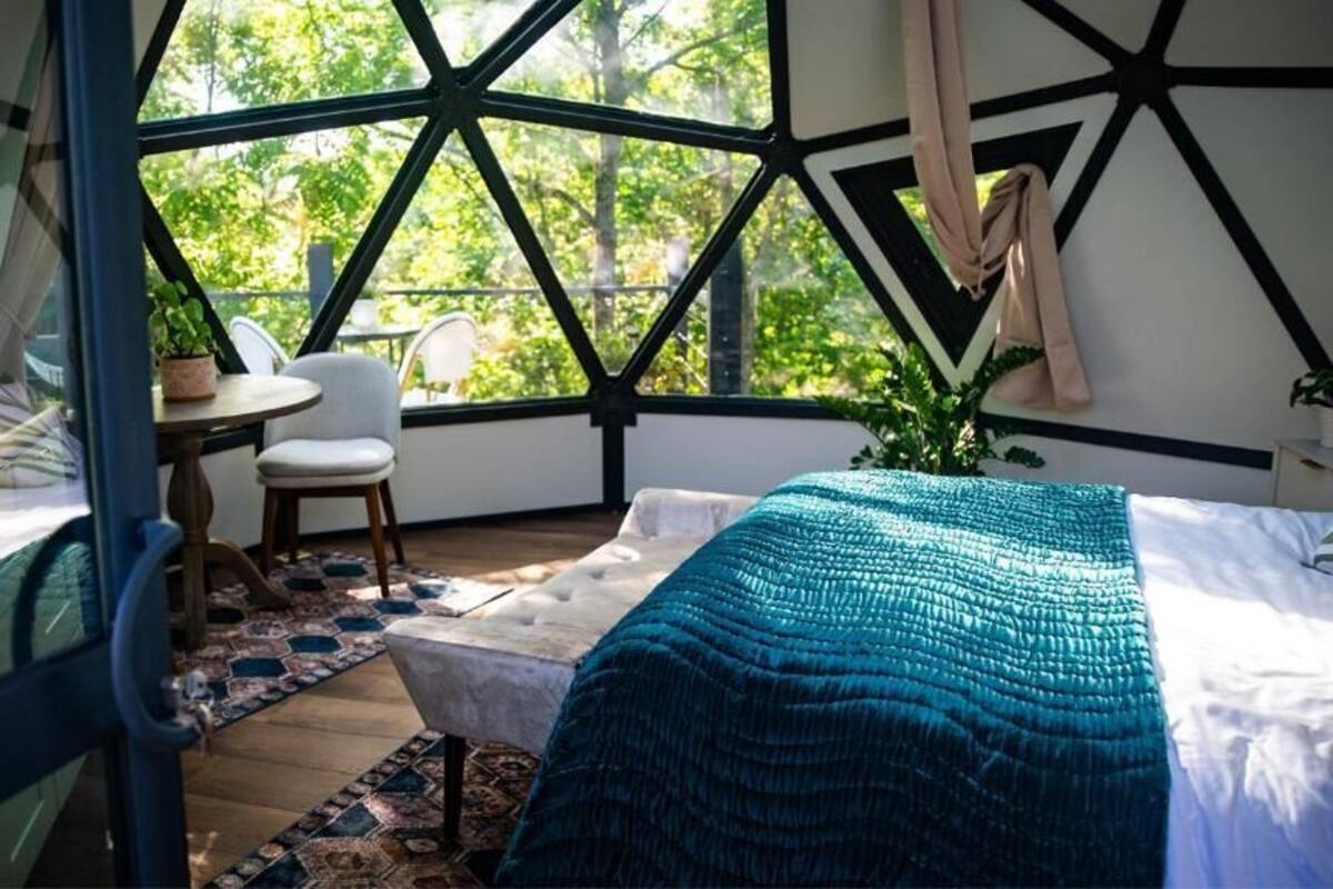 Tent, Balcony, Mountain View | Desk, laptop workspace, WiFi (free)