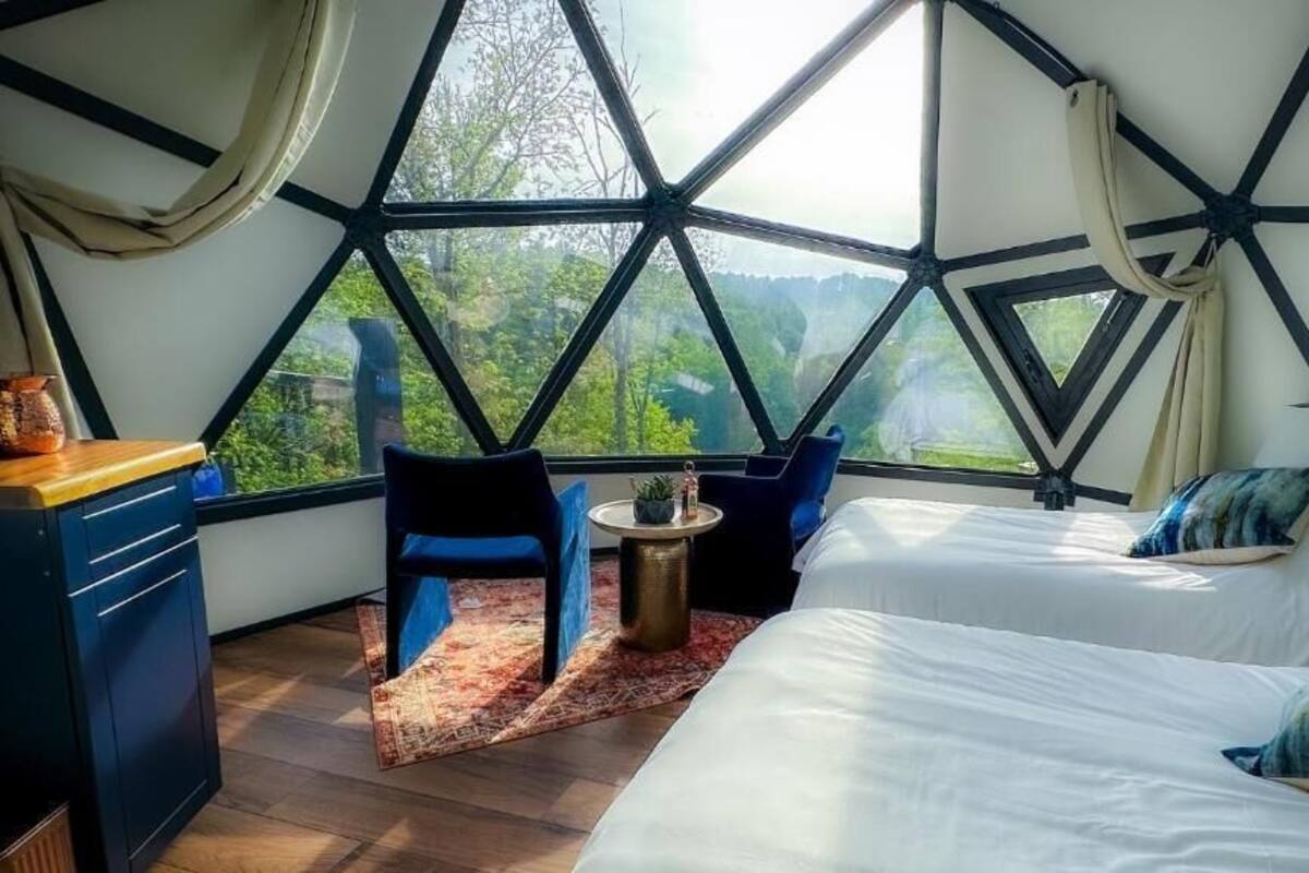 Bungalou Deluxe, balcó, vistes a la muntanya | Escriptori, espai de treball apte per a portàtils i wifi gratuïta 
