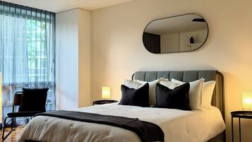 Comfort Double Room | Desk, laptop workspace, blackout curtains, iron/ironing board