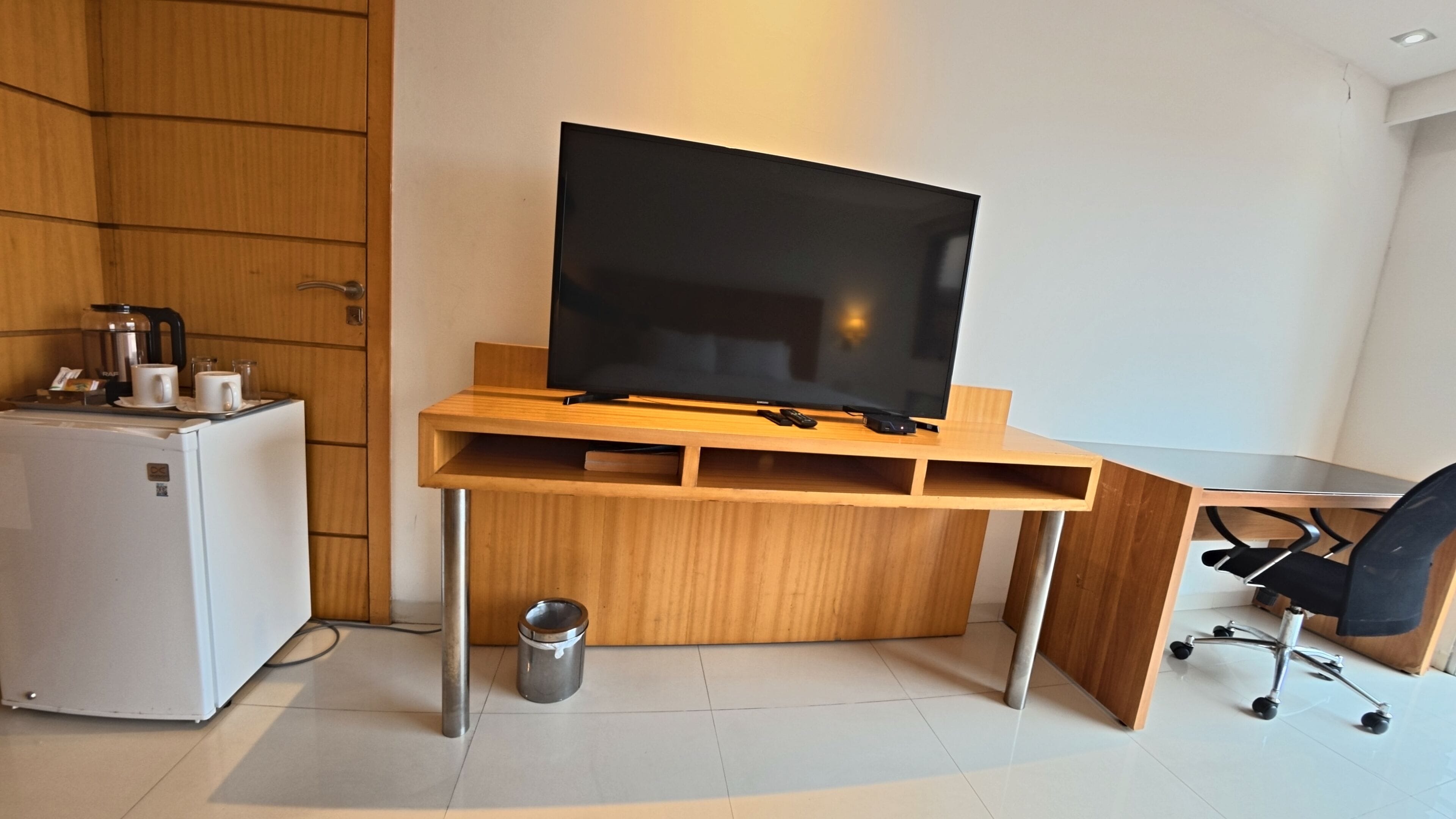 Comfort Double Room, City View | Interior