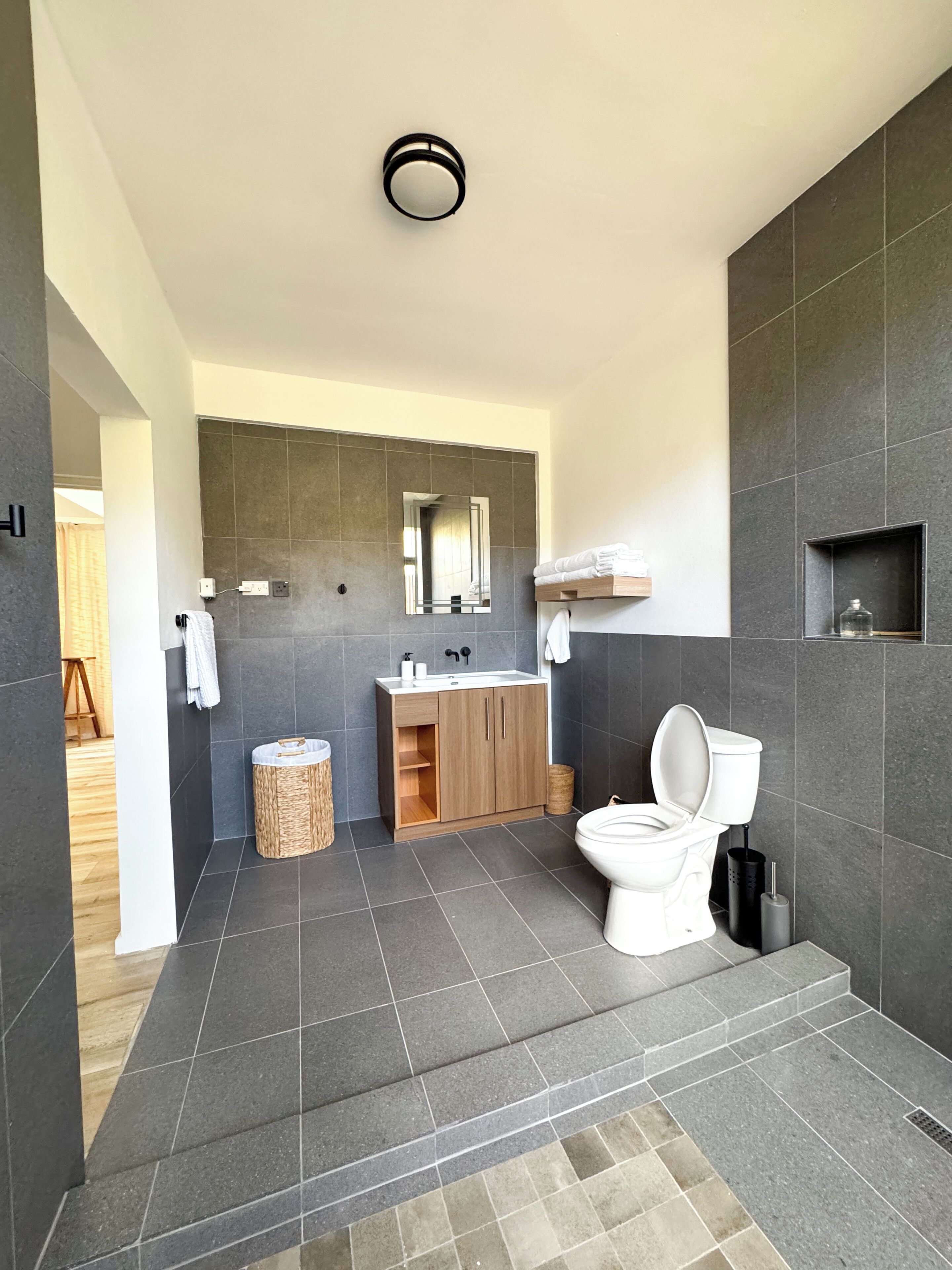 Luxury Condo, 2 Bedrooms, Garden View | Bathroom