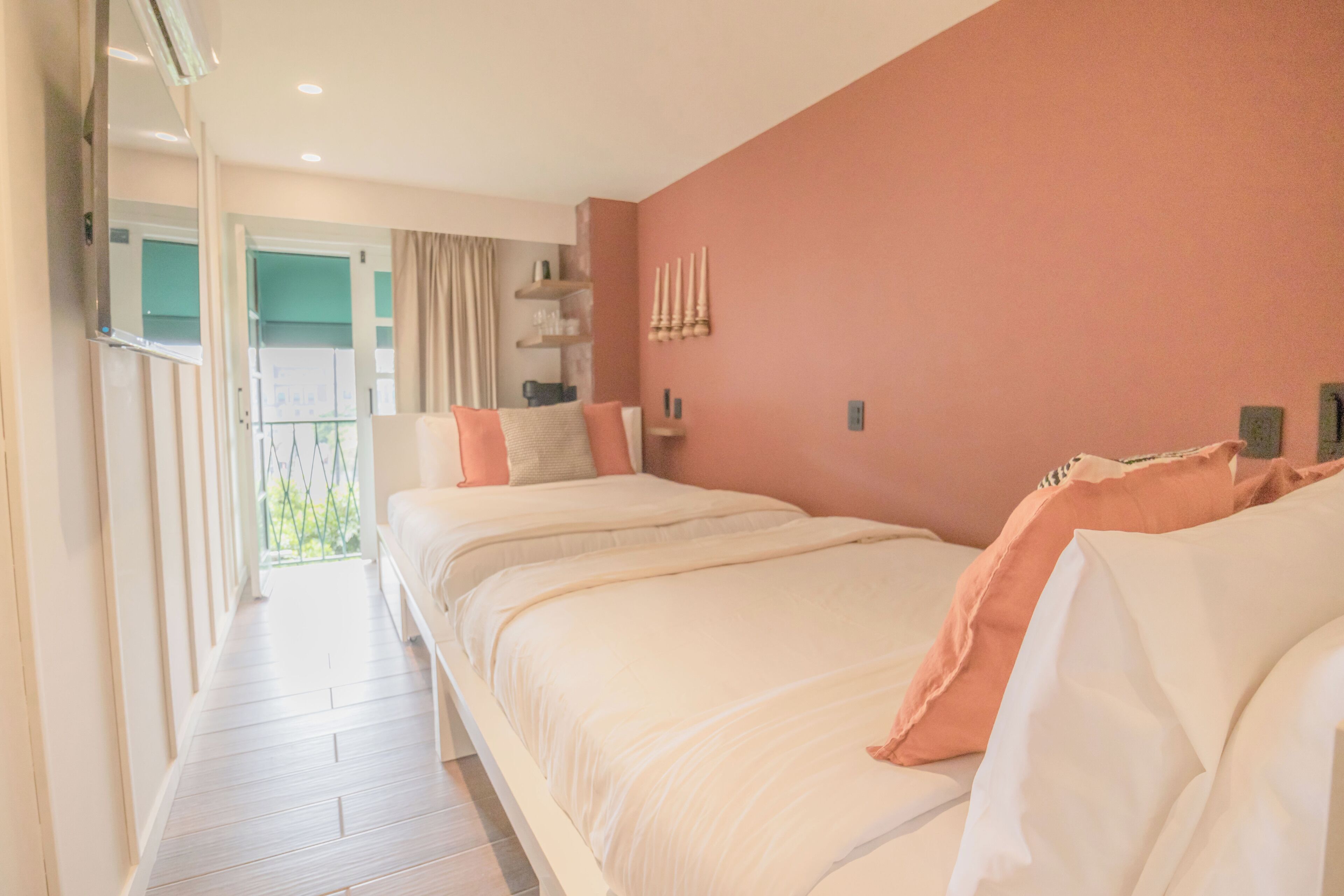 Deluxe Studio Suite, 2 Queen Beds