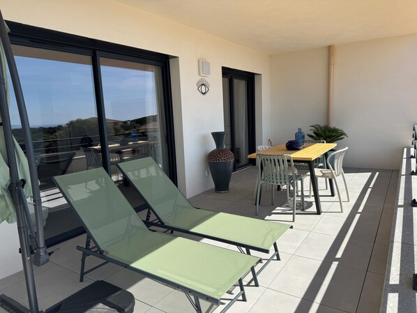 Outdoor dining - Vrbo Property (Grosseto-Prugna)