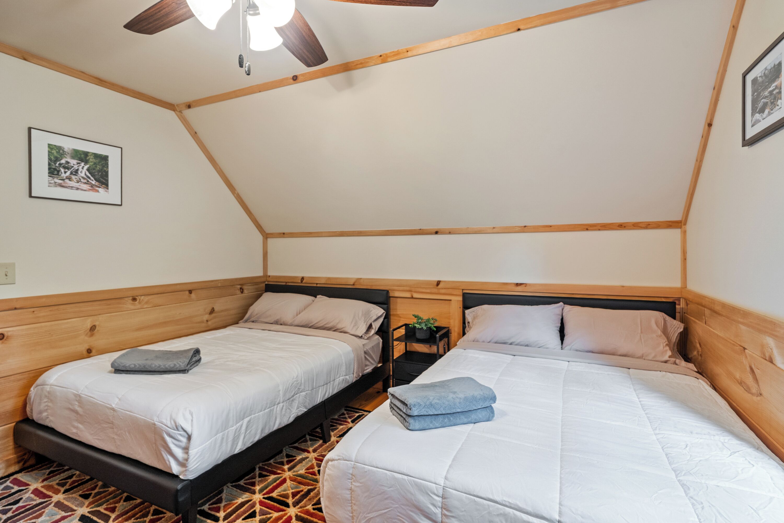 5 Schlafzimmer, Bügeleisen/Bügelbrett, kostenloses WLAN, Bettwäsche