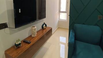 TV