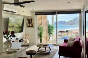 Living area - Vrbo Property (Jacó)
