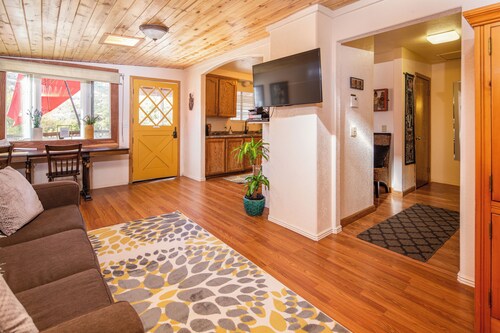 General Sherman Loft ~ 2 min from Sequoia Nat’l Park