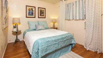 1 bedroom, Internet, bed sheets