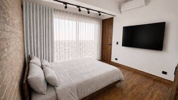Superior Double Room, Balcony, City View | Free WiFi