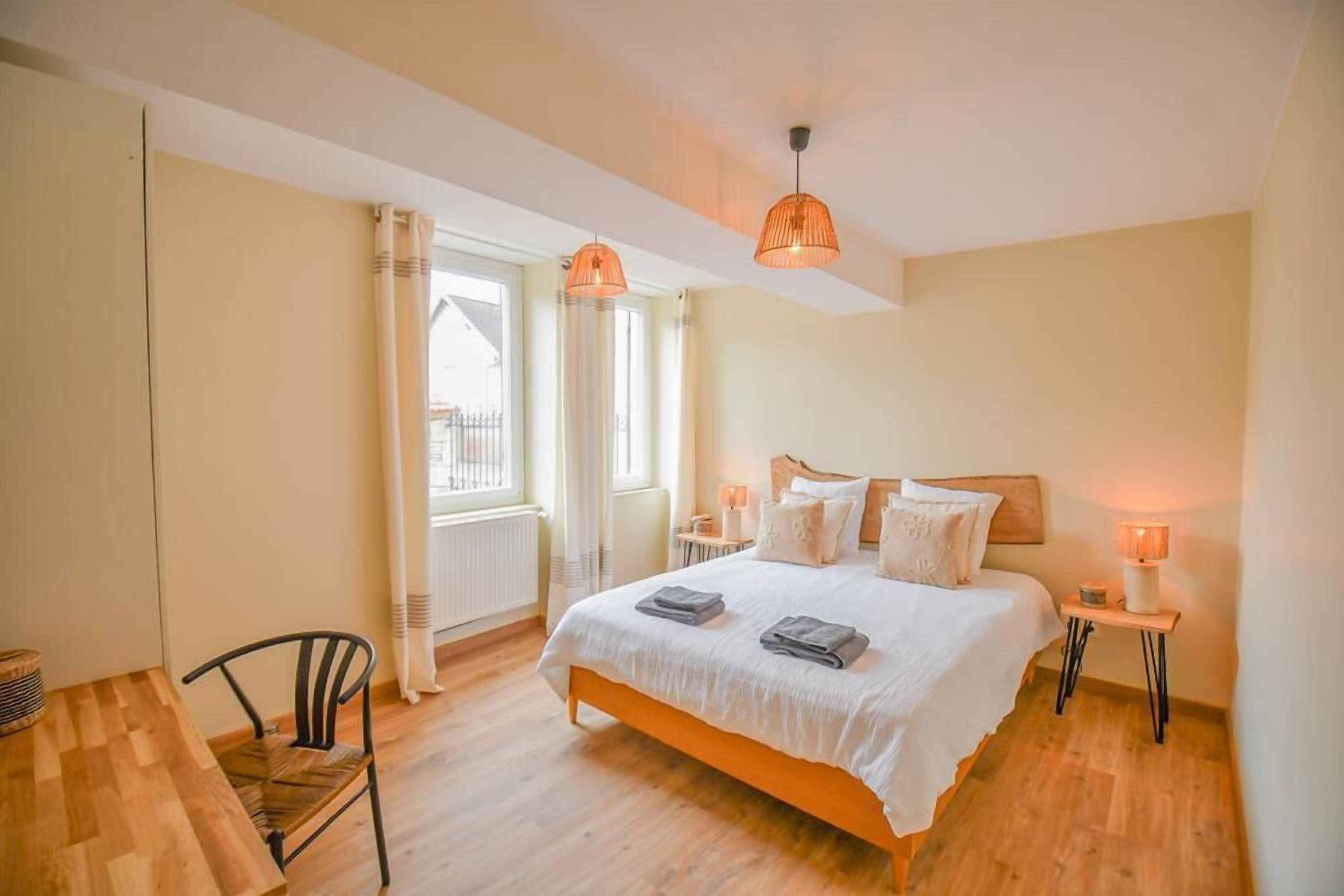 4 Schlafzimmer, Reisekinderbett, kostenloses WLAN