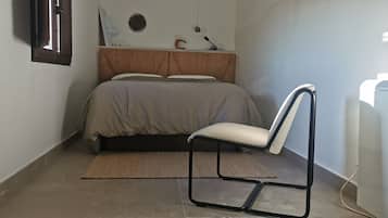 1 slaapkamer, een strijkplank/strijkijzer, wifi, beddengoed