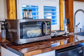 Coffee/tea maker, fridge - Private Ranch - 27 Acres - Two Private, Secluded Cabins (Broken Bow)