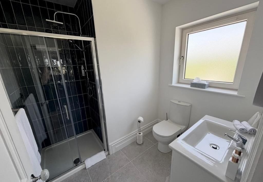 Superior Double Room | Bathroom