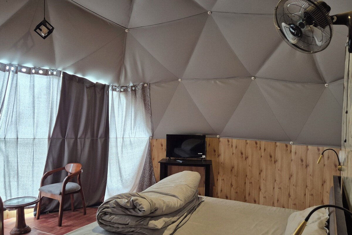 Luxury Double Room, Mountain View