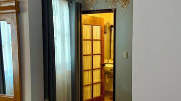 Deluxe Suite | Interior