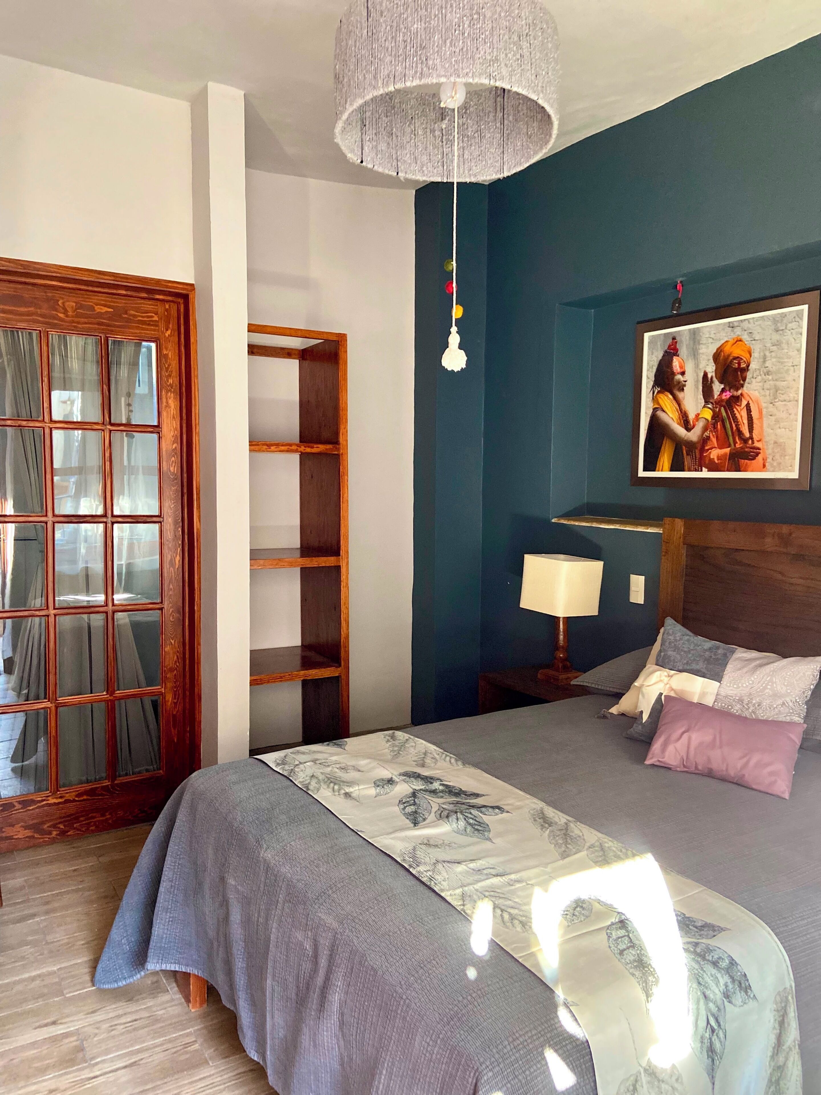 Junior Room | Premium bedding, down comforters, Select Comfort beds, desk