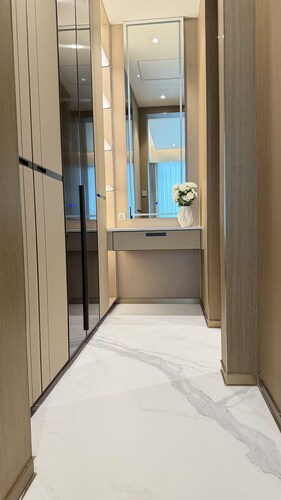 Grand Résidence, 2 Bedrooms Stylish Apartment  Kinshasa (Gombe) – Galerie Lafontaine