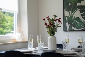 Dining - Vrbo Property (Schwarzenbruck)