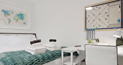 Private Studio Near Springfield METRO
