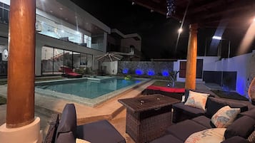Piscina all'aperto