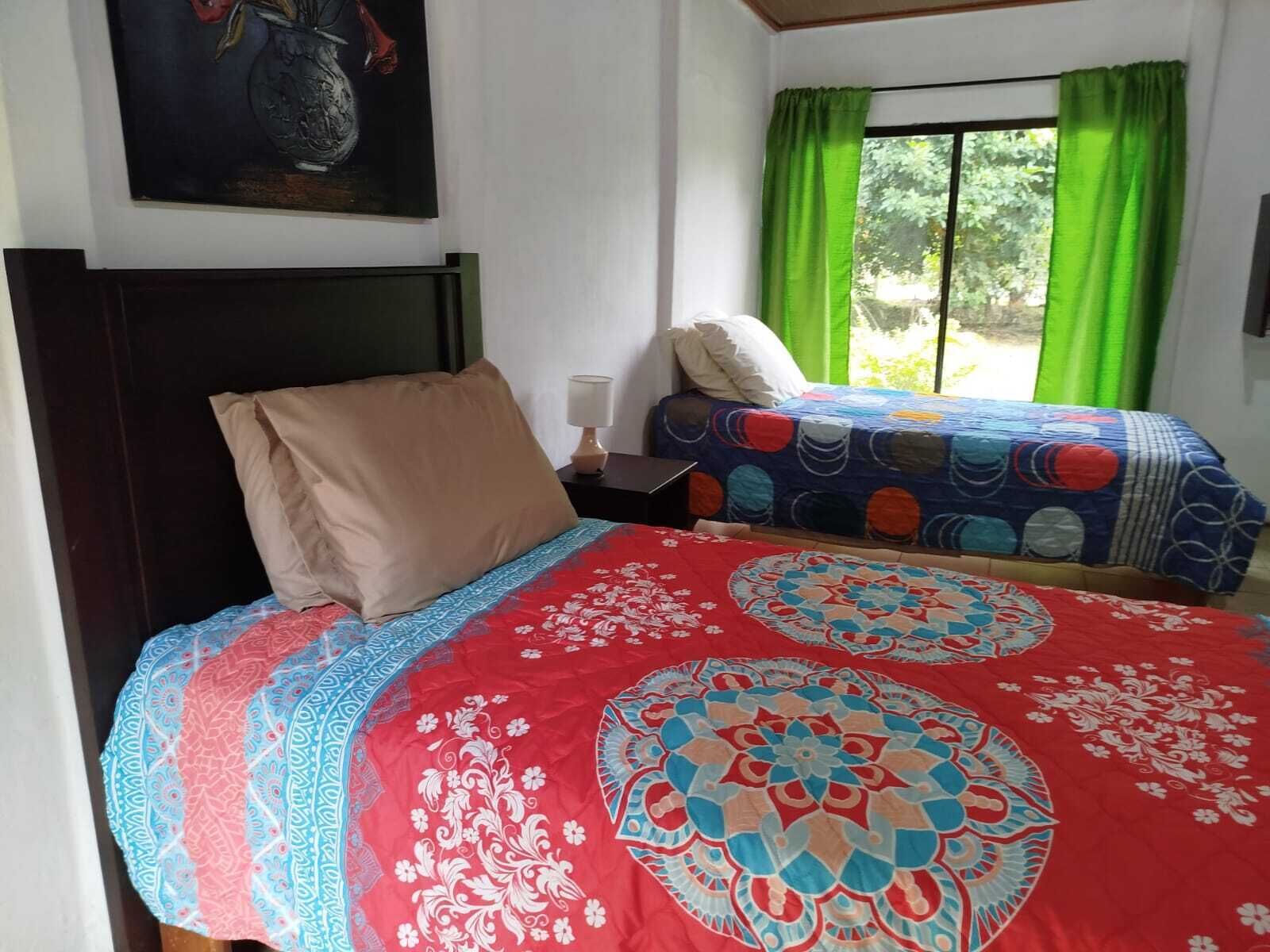 2 slaapkamers, gratis wifi, beddengoed