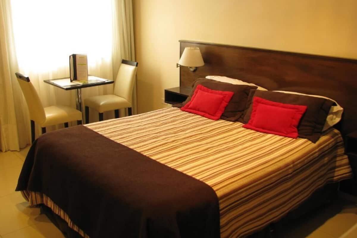 Suite, Balcony, Garden View