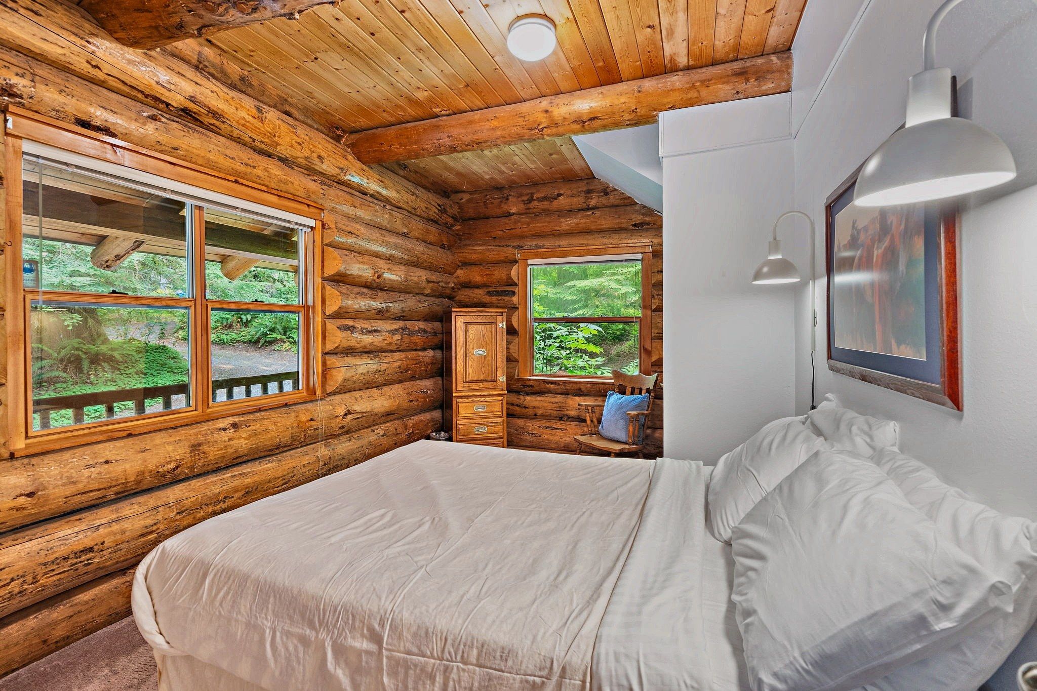 2 bedrooms, iron/ironing board, travel crib, WiFi