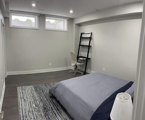 Unclassified image, 5 of 9, button - Contemporary Studio in East York (Toronto)