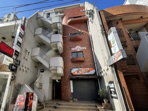 Exterior - Vrbo Property (高松市)