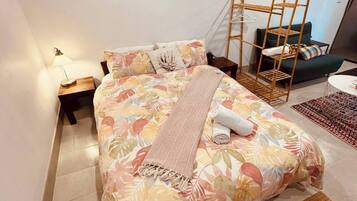 1 bedroom, free WiFi, bed sheets
