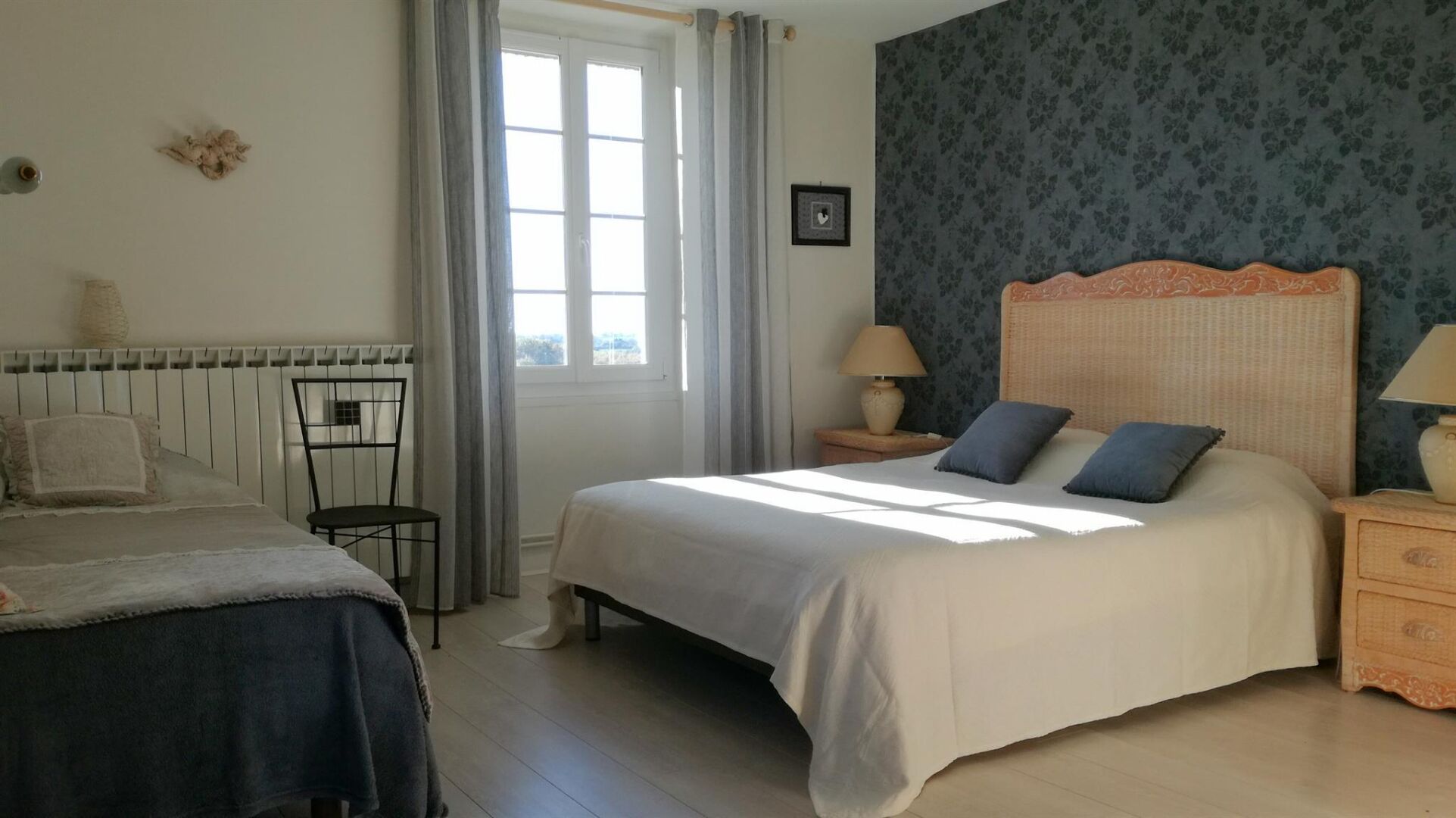 4 habitaciones y wifi gratis 
