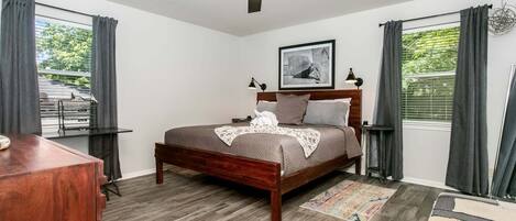 2 chambres, fer et planche à repasser, Wi-Fi gratuit, draps fournis