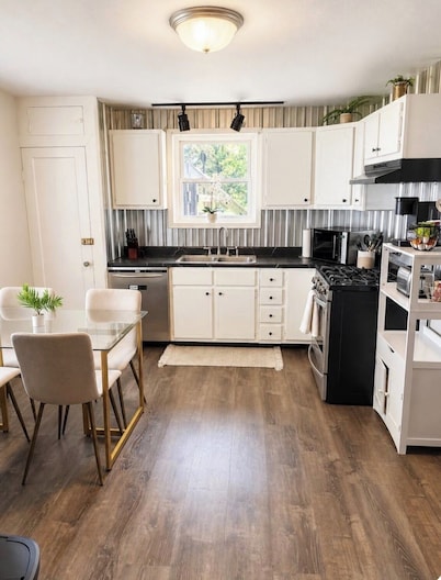 The Red Door, a cozy and stylish retreat in the heart of Newton, Illinois.