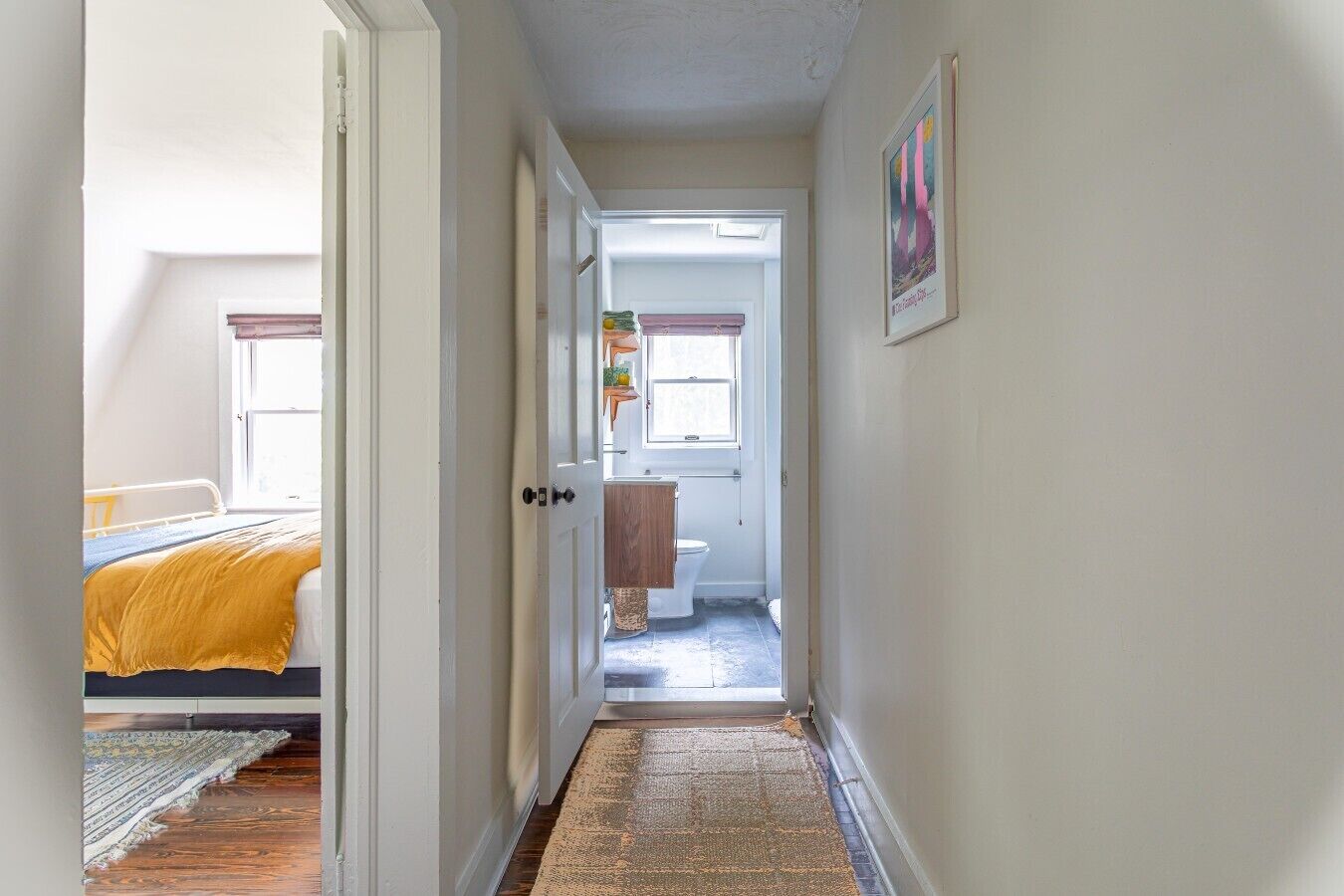 4 bedrooms, desk, travel crib, WiFi