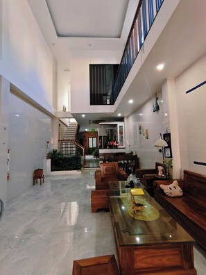 Lobby - Ba Trieu homestay (Hue)