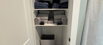 Newly renovated Lake House Retreat - 30 mins to Jay Peak Resort